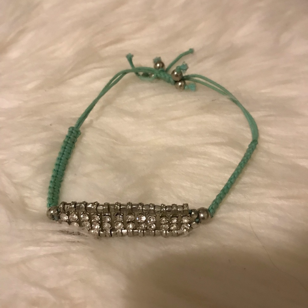 adjustable bracelet